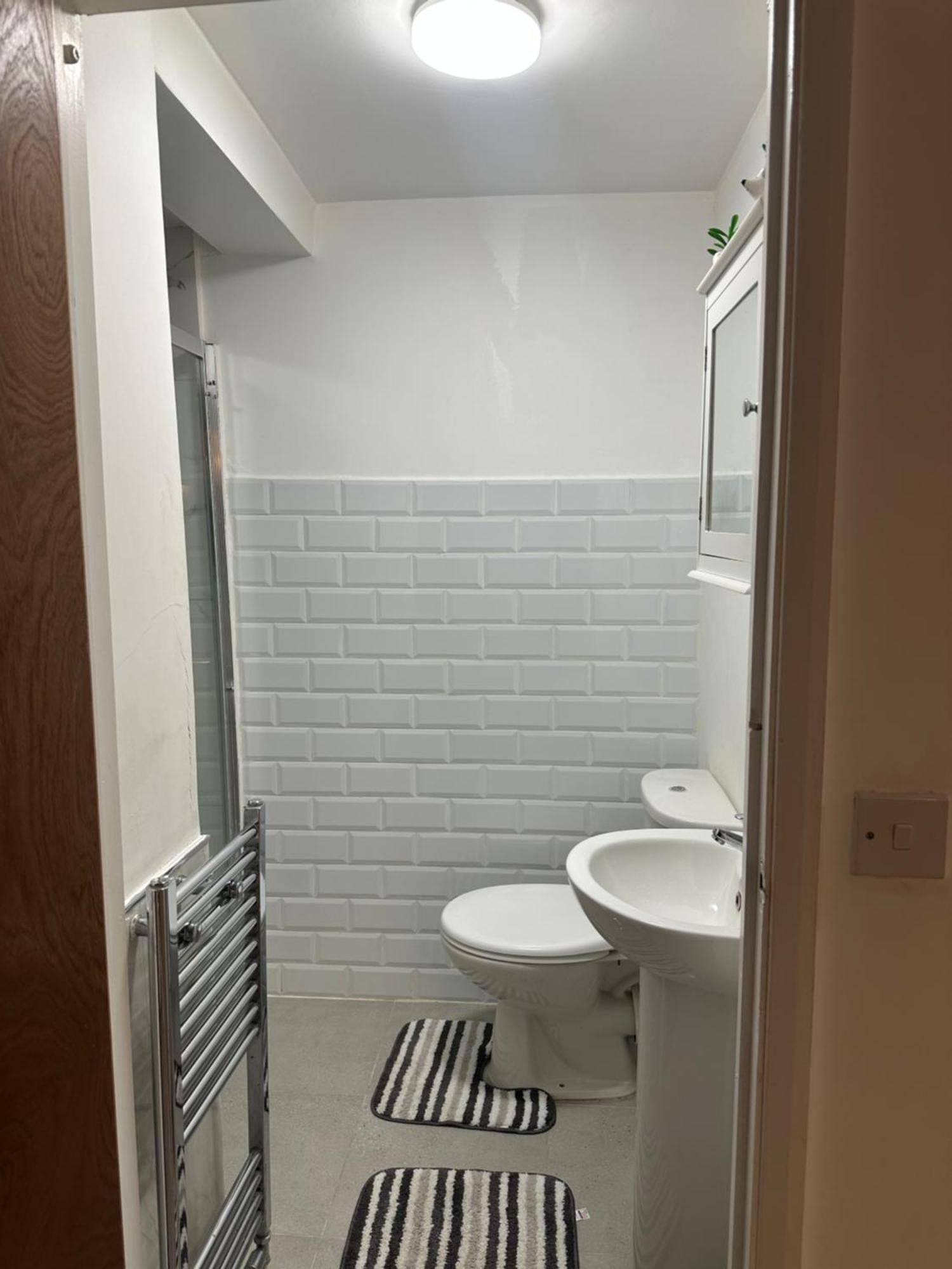 Stylish Studio Flat - Watford Junction - Harry Potter Extérieur photo
