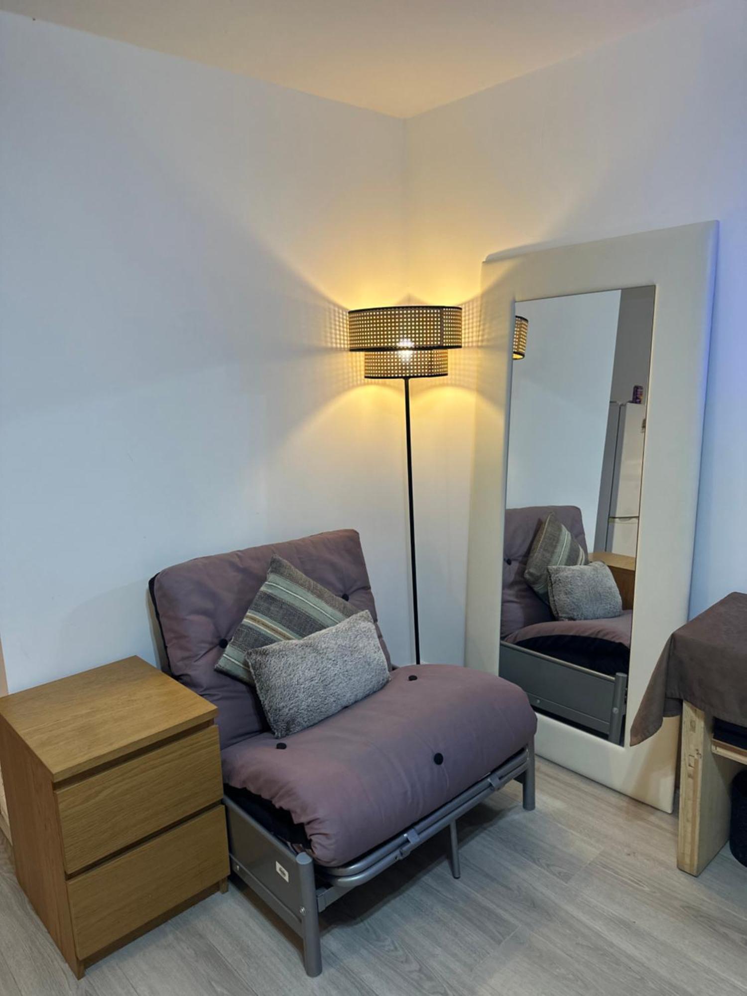 Stylish Studio Flat - Watford Junction - Harry Potter Extérieur photo